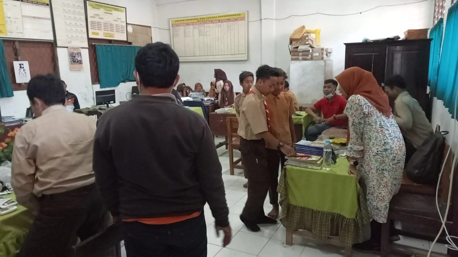 Dokumentasi Pemeriksaan Rutin Oleh Puskesmas Mlandingan